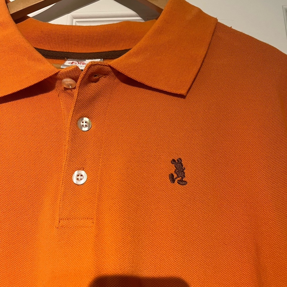 Disney Large Polo Tee 🧡🧡